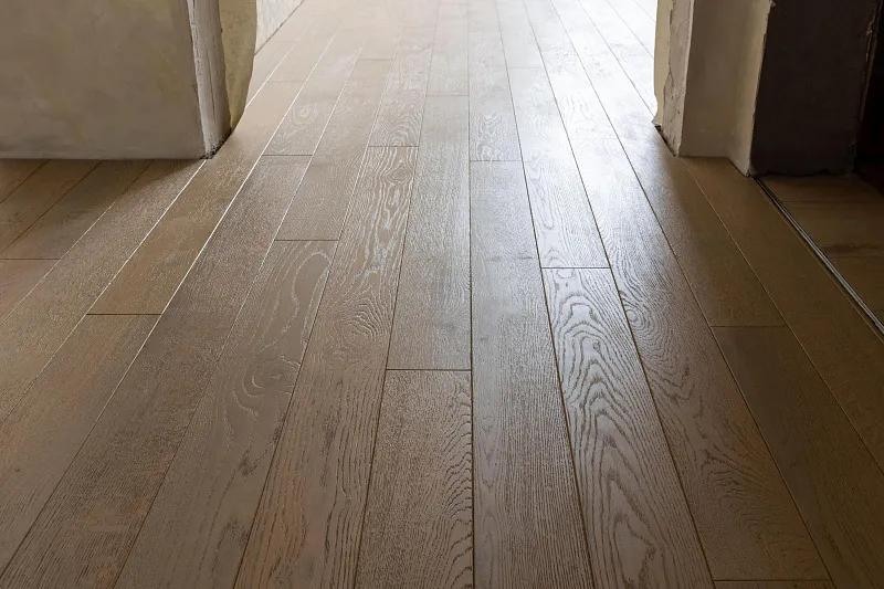 Инженерная доска Дуб Натур, 120 мм в частном доме в посёлке 8 марта ...